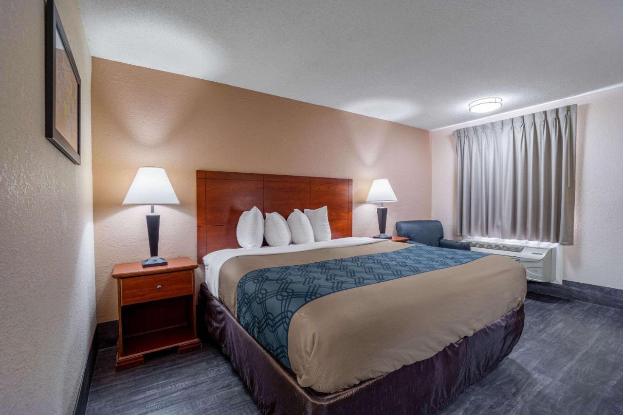 Hotel Econo & I-26 Airport
